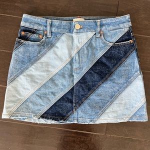 Alice and Olivia denim mini 28 like new